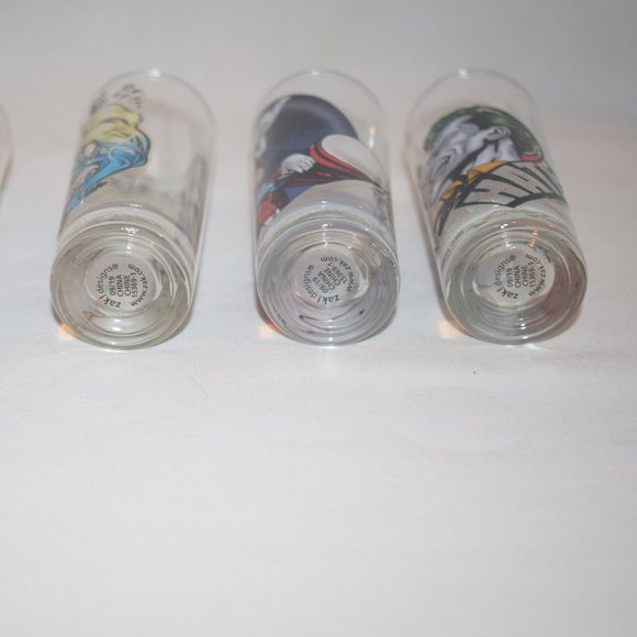 2019 Set of 4 Zak Designs Harley Quinn Tall Shot Glasses - Picture 10 of 10